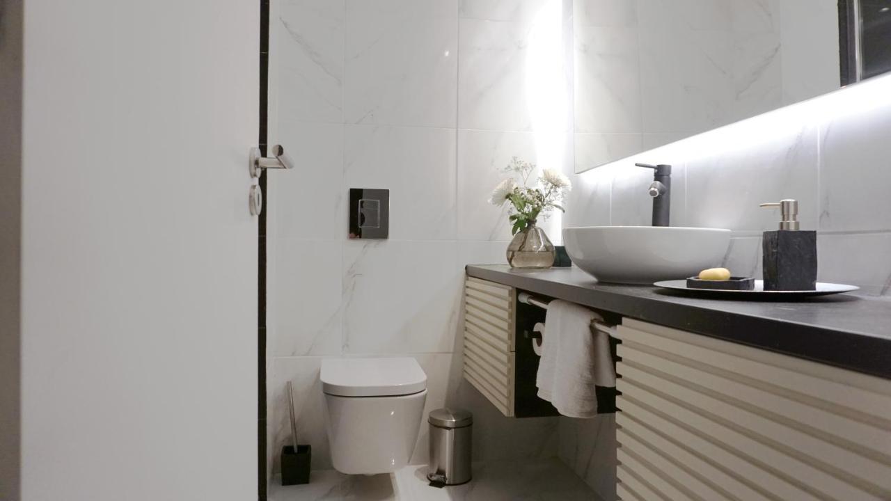 Sintra Stay - Massama Guesthouse เกลูซ ภายนอก รูปภาพ